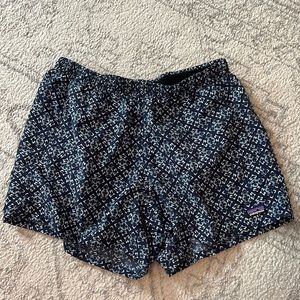 Patagonia baggy shorts